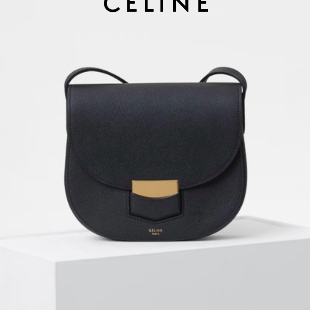 CELINE Trotteur Small Bag Crossbody Black Leather Grained Gold Hardware EUC